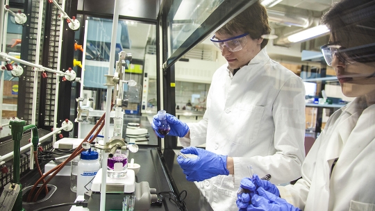 University of Toronto's William G. Davis Building Chemistry Lab